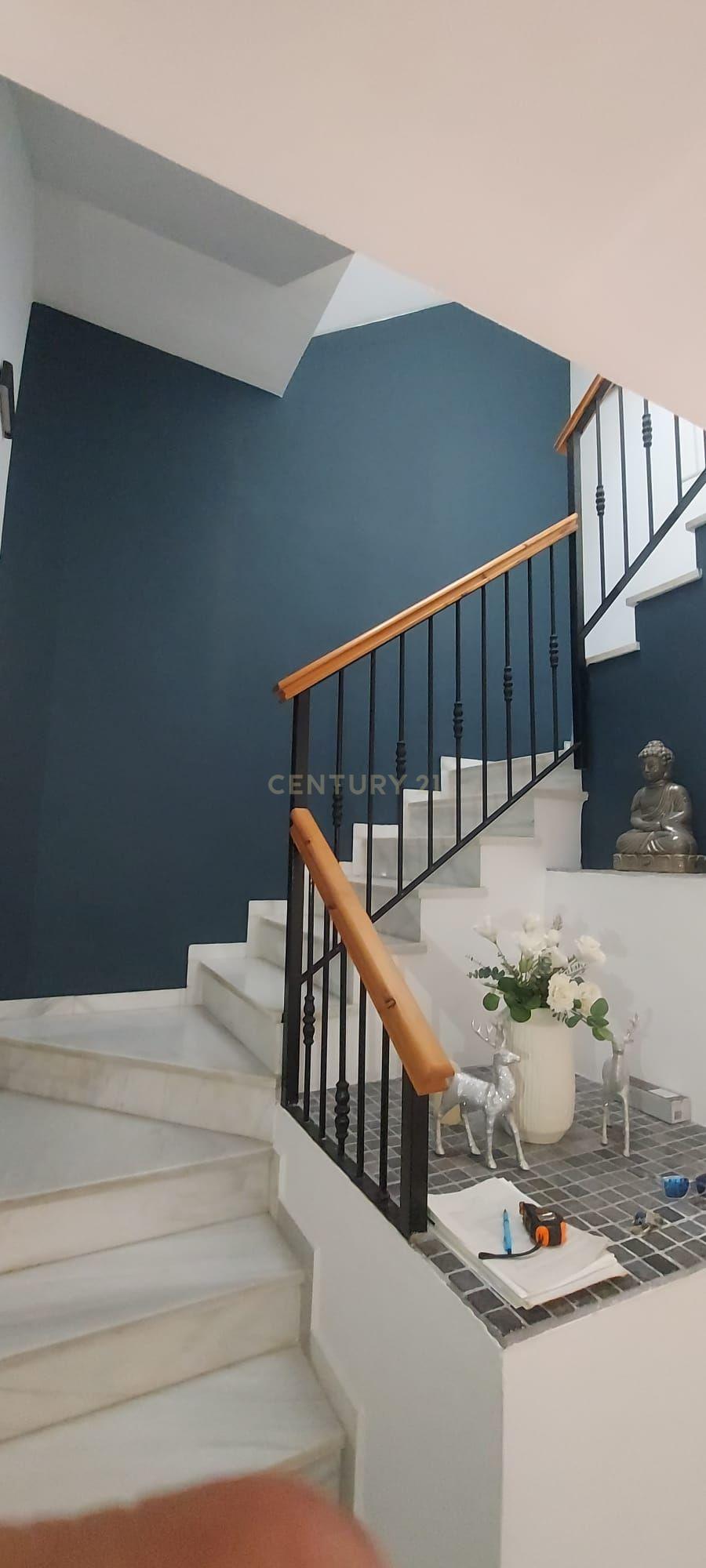 Casa Térrea em Málaga com Jardim e Piscina em Comunidade Fechada - Image 23
