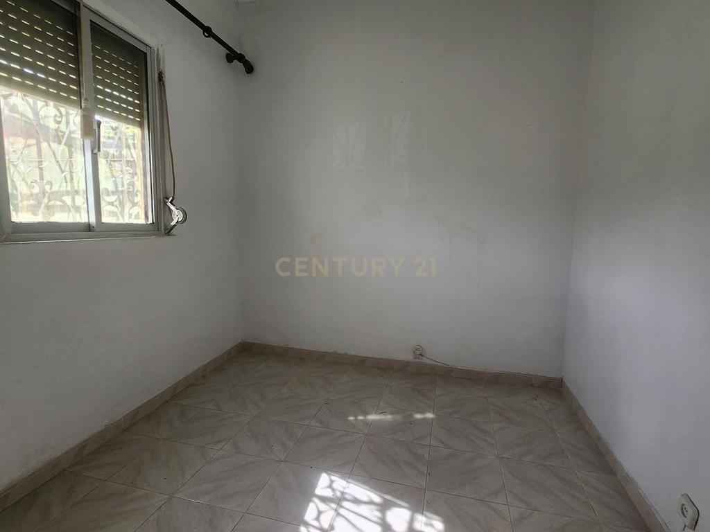 MORADIA T3 em ODIVELAS - Image 7