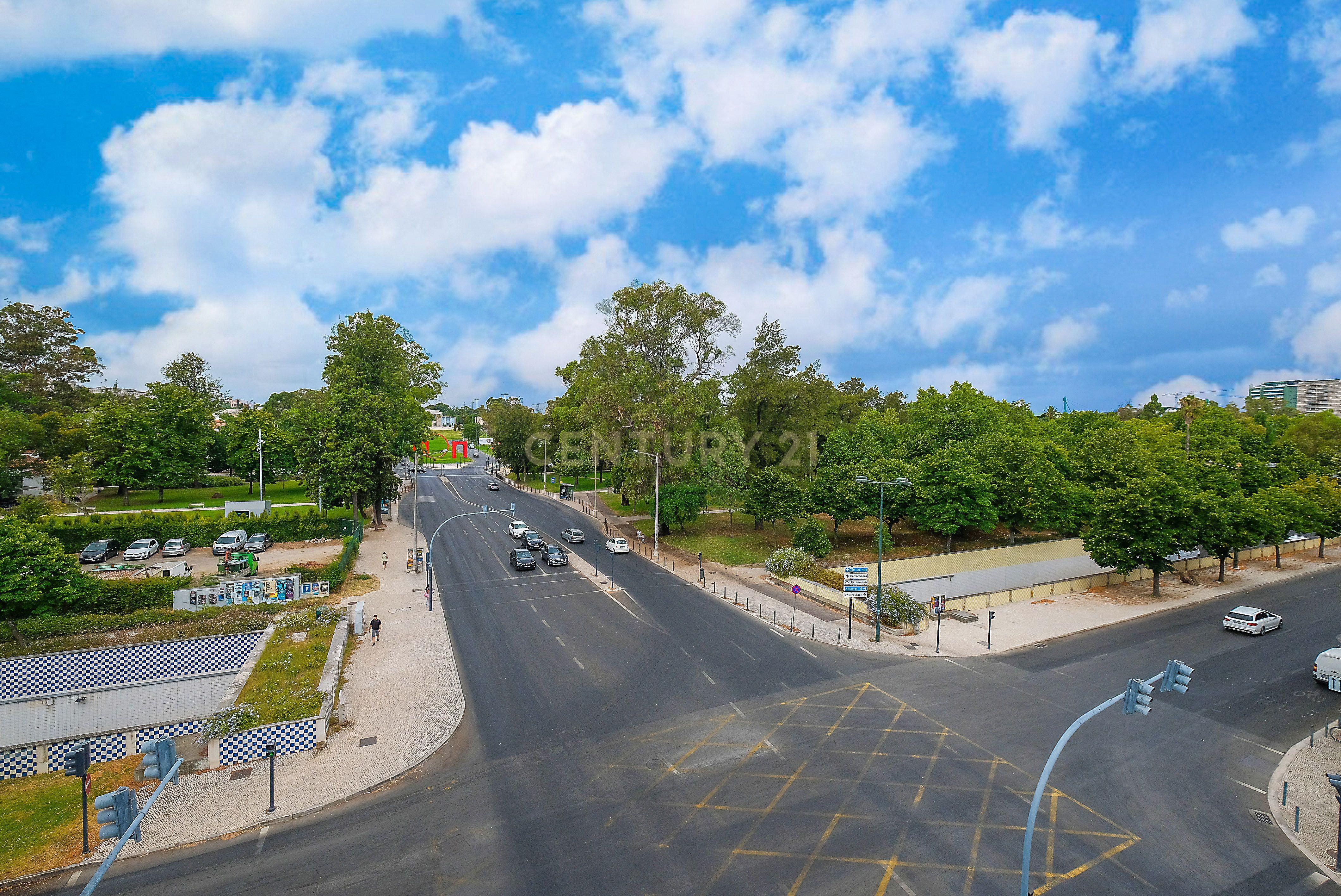 Fotografia 6 de Apartamento T5 com Vista Panorâmica em Alvalade, Lisboa