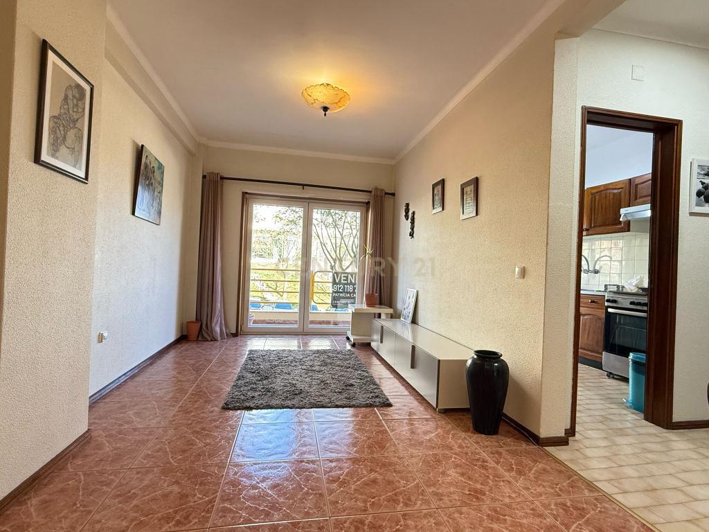 Apartamento T2 com varanda e elevador na Figueira da Foz - Image 6