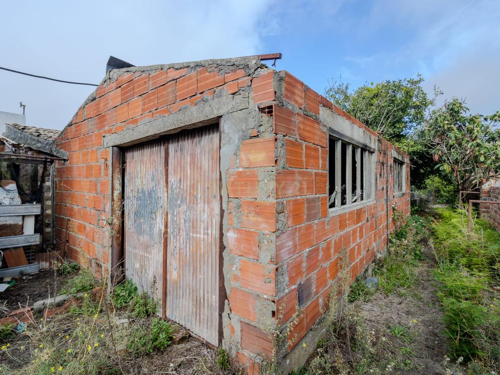 Moradia para Reconstrução no Centro de Vieira de Leiria - Image 6