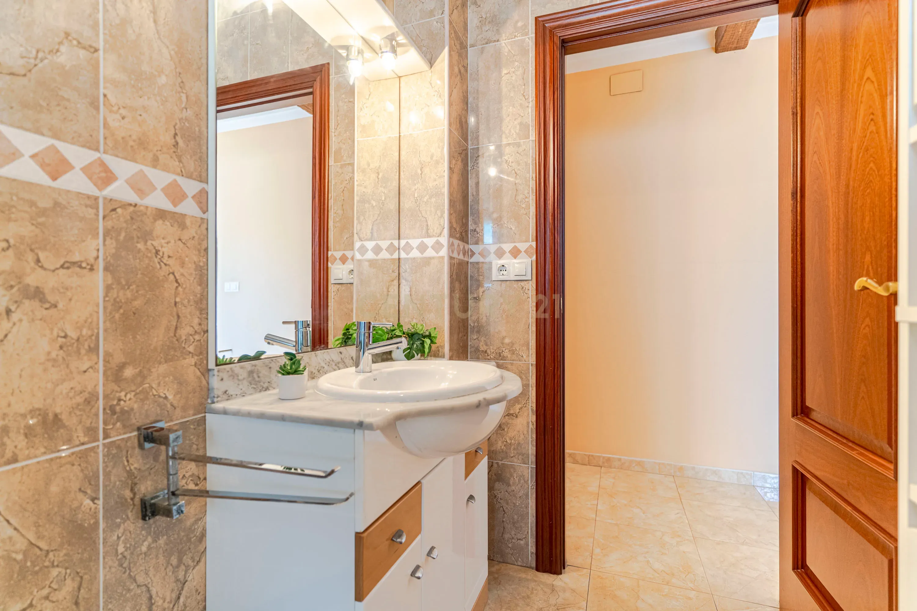 Casa Espetacular com Vista Panorâmica em Granada - 279.000€ - Image 31