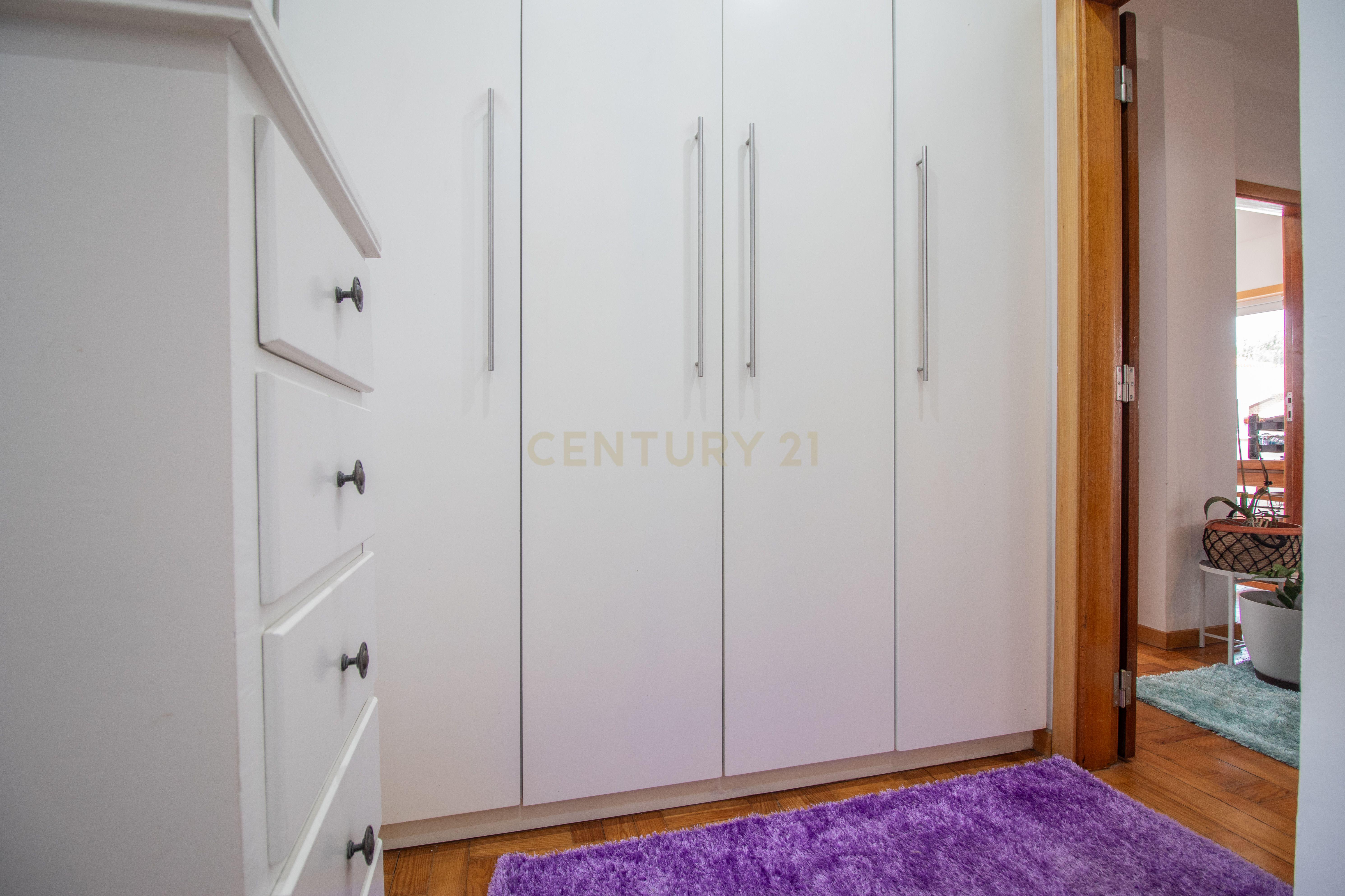 Fotografia 12 de Apartamento T3 em Buarcos, a 900 metros da Praia, com elevador e excelente exposição solar!