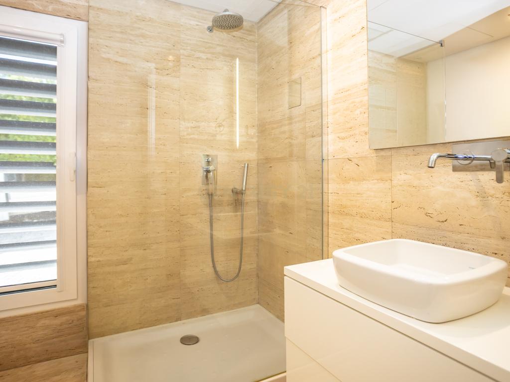 Apartamento de luxo com 5 assoalhadas, 2 garagens e parqueamento - Image 35