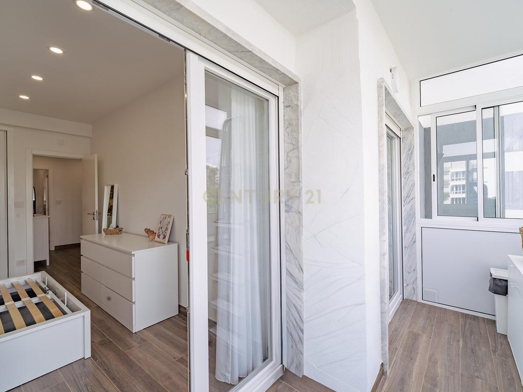 Apartamento T3 em Carnaxide, Lisboa - Image 43