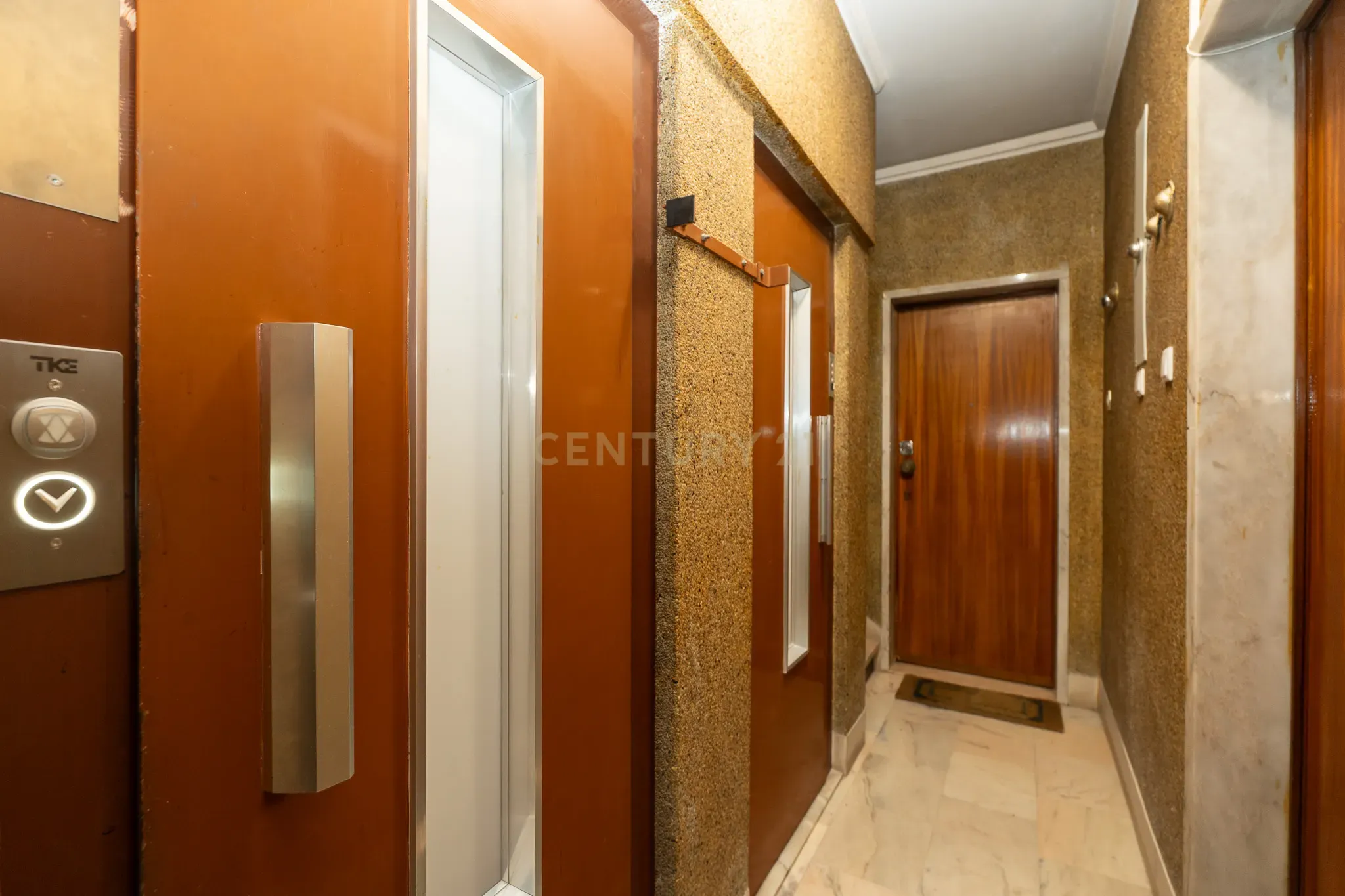 Fotografia 4 de Apartamento T2  COM PARQUEAMENTO em São Domingos de Benfica, Lisboa