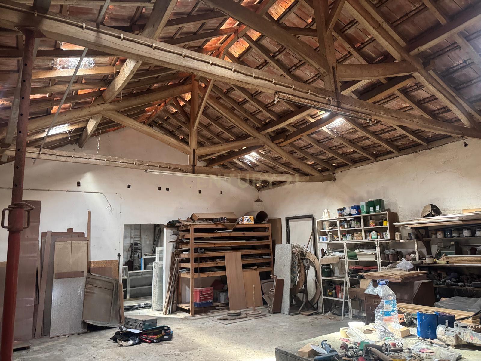 Transforme Este Espaço em Um Loft de Sonho!!! – Apenas por 100 000,00€ - Image 9