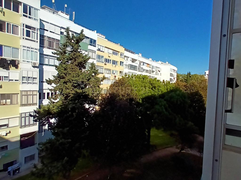 Apartamento de 3 assoalhadas em Oeiras para arrendamento - Image 32
