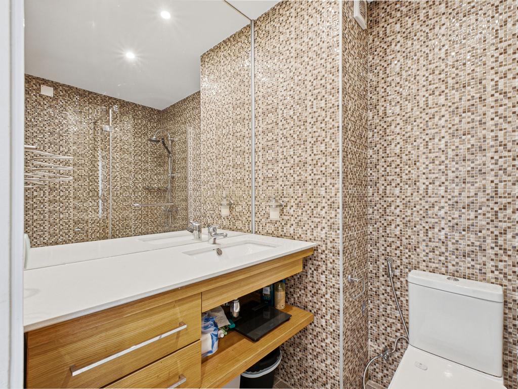 Apartamento T2 Remodelado PC Simão da Veiga Junior 1 - Santo António Dos Cavaleiros - Image 14