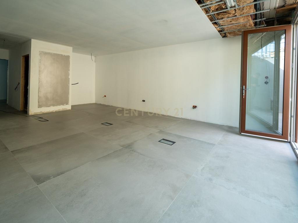 Obras inacabadas em andamento em La Cañada, Paterna - Image 17