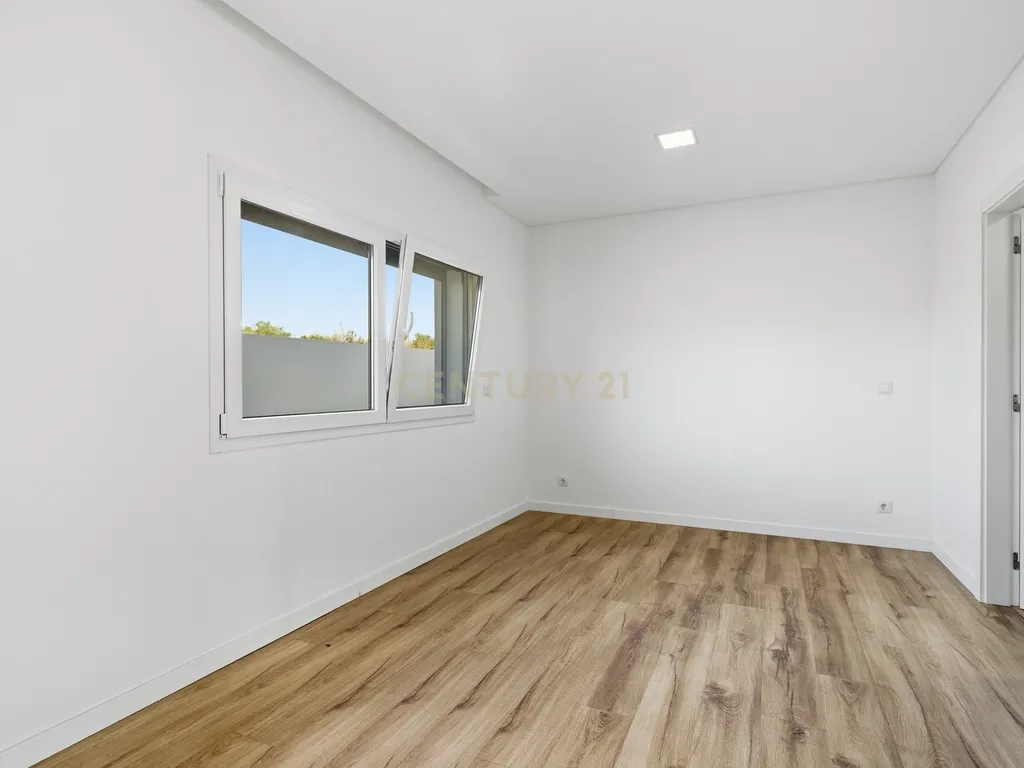 Moradia Nova T4 na Lourinhã - Image 7