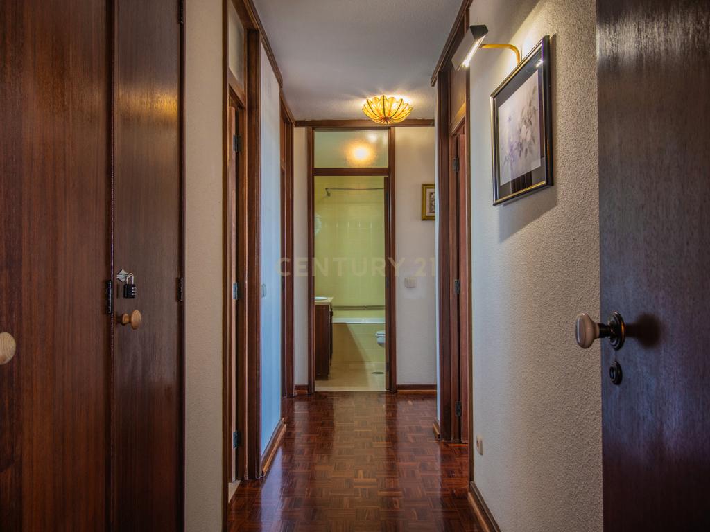 Penthouse T3 na mais privilegiada localização da Figueira da Foz - Image 25
