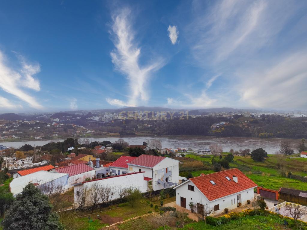 Apartamento em Valbom com vista Rio Douro - com usufruto temporário - Image 6