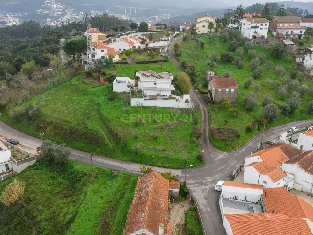 Venda | Terreno panorâmico para construção com 800m2 em Marco dos Pereiros, Coimbra - Image 3