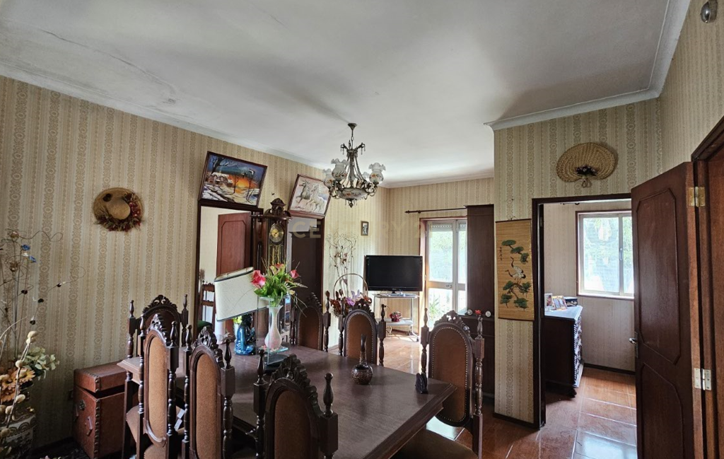 Moradia V4 - Portela, Penafiel - Image 9