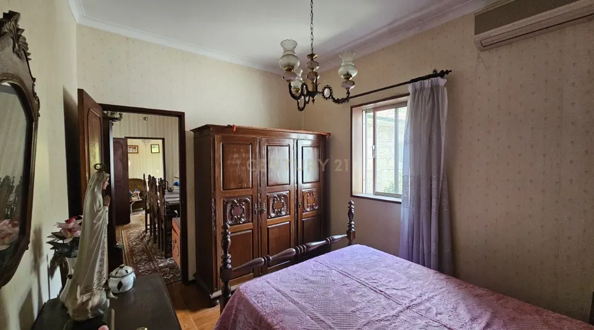 Moradia V4 - Portela, Penafiel - Image 19