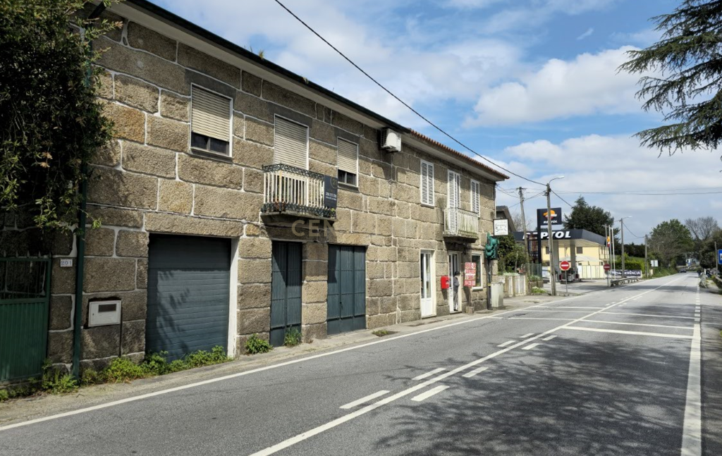 Moradia V4 - Portela, Penafiel - Image 3