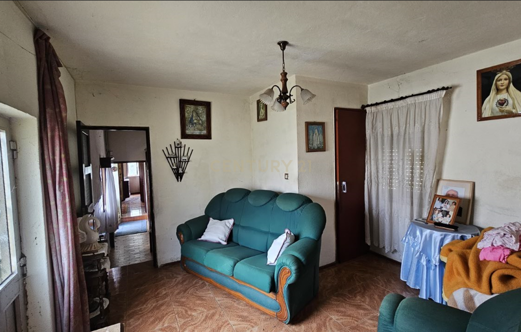Moradia V4 - Portela, Penafiel - Image 12