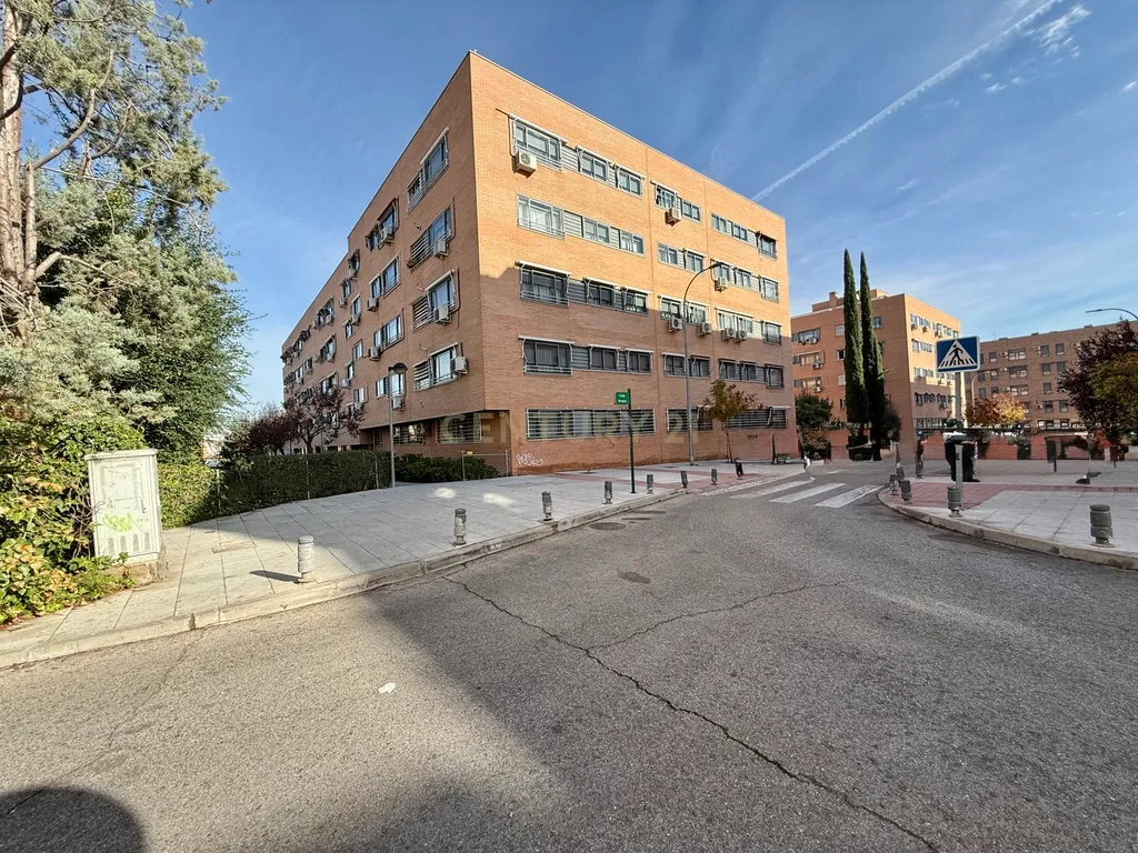 Moderno Apartamento T4 em San Fernando de Henares, Madrid - Image 36