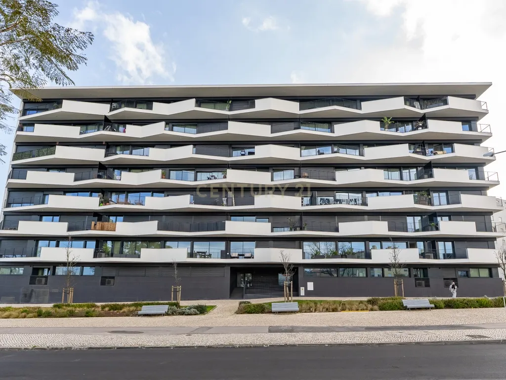 Apartamento T2 no VALRIO II junto ao Parque das Nações - Image 30