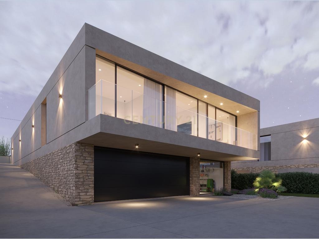 Moradia T4 inserida em Lote com 640m2 no Barril, Encarnação - Image 1