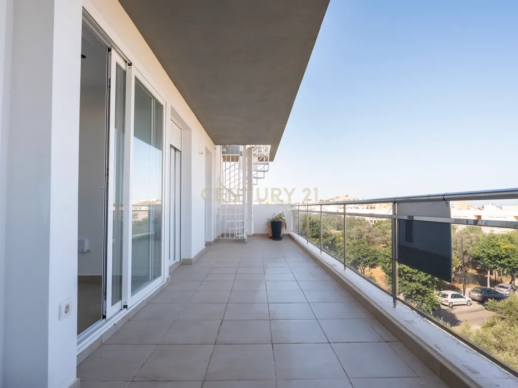 Luxuosa Moradia em Ibiza com Vista Mar e Piscina Privada - Image 31