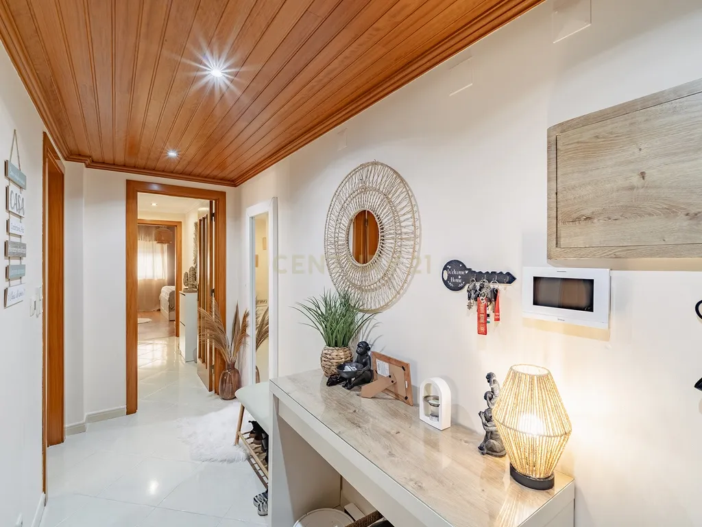 Apartamento T3 COLINAS DO SUL - Image 3