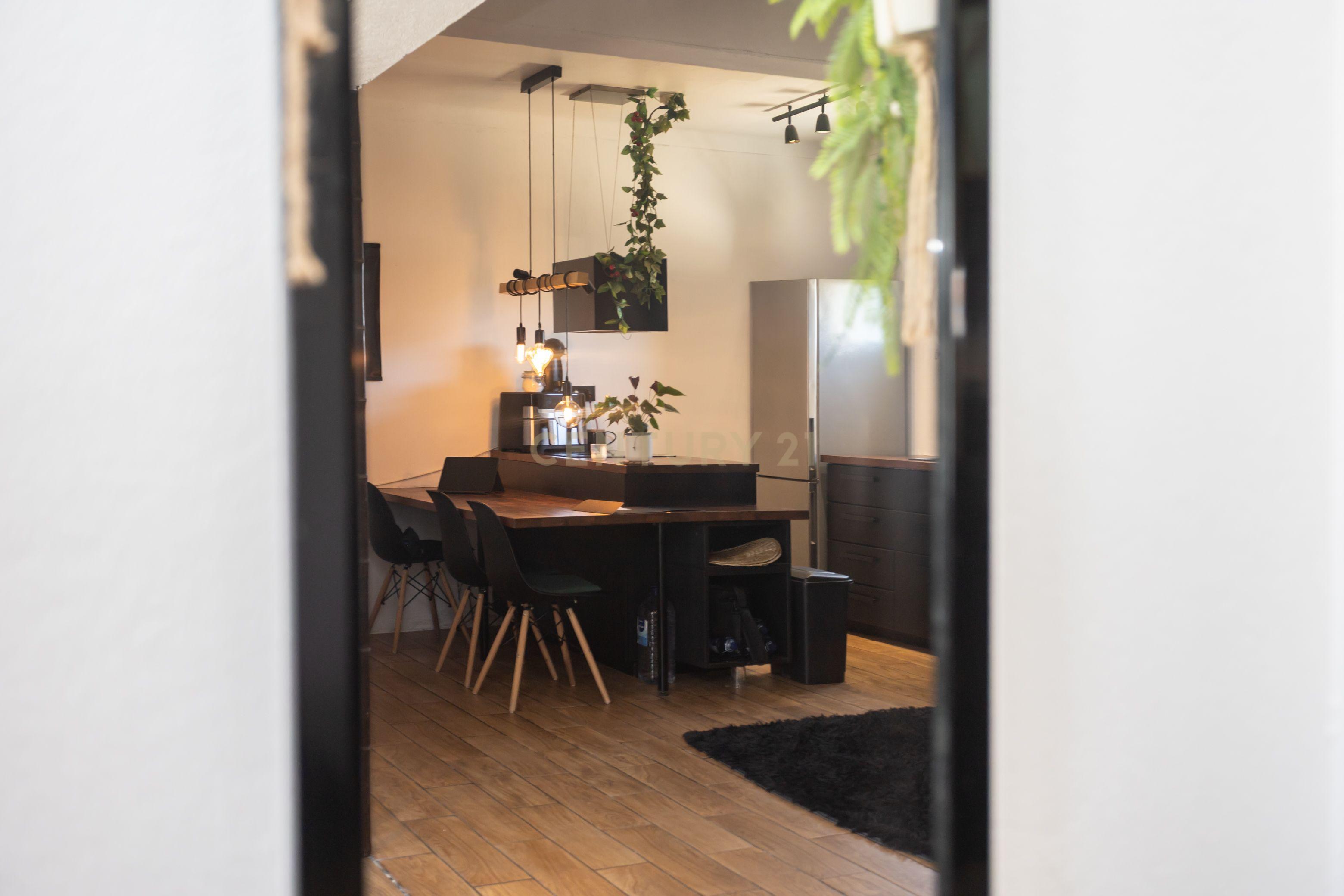 Fotografia 6 de Moradia T2 Renovada com Quintal e Jardim – O Refúgio Ideal para Viver com Tranquilidade