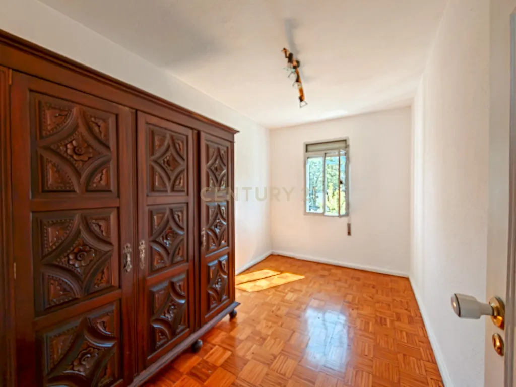 Excelente Oportunidade em Marvila: T3 Funcional com Elevador - Image 14