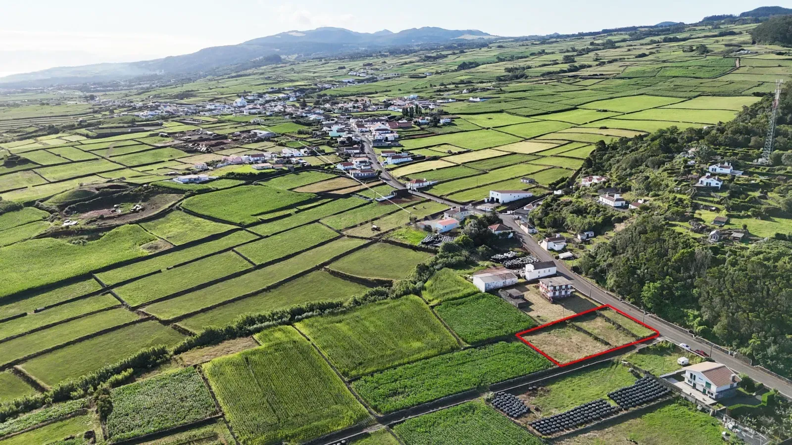 Fotografia 4 de Terreno à Venda em Altares, Angra do Heroísmo - 1694m²