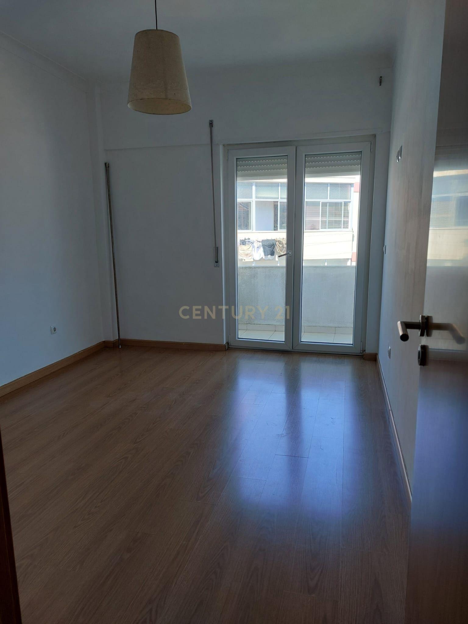 Fotografia 11 de Apartamento T3 em Amora, Seixal - Oportunidade Única!