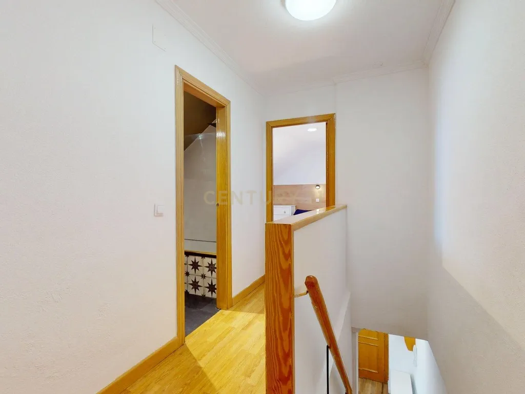 - Image 21