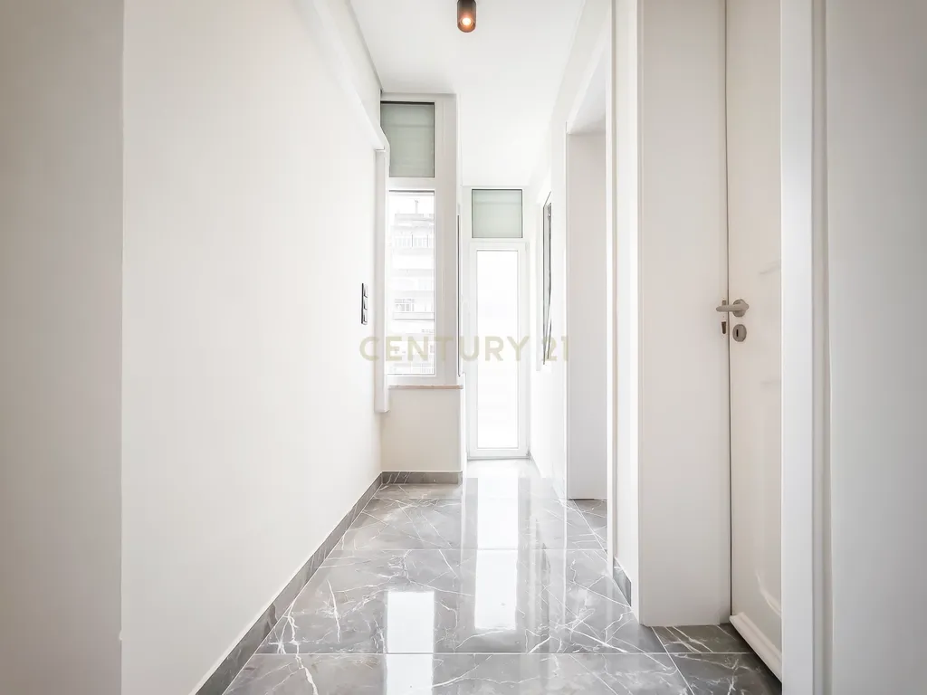 Apartamento T3 de Luxo na Av. Elias Garcia — Totalmente Mobilado e Pronto a Habitar - Image 14