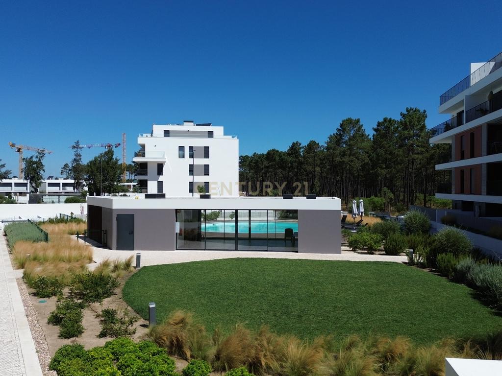 T2 novo, 2 generosas varandas, parqueamento e arrecadação, prédio de 2023 – Quinta do Pinhão, Verdizela - Image 18