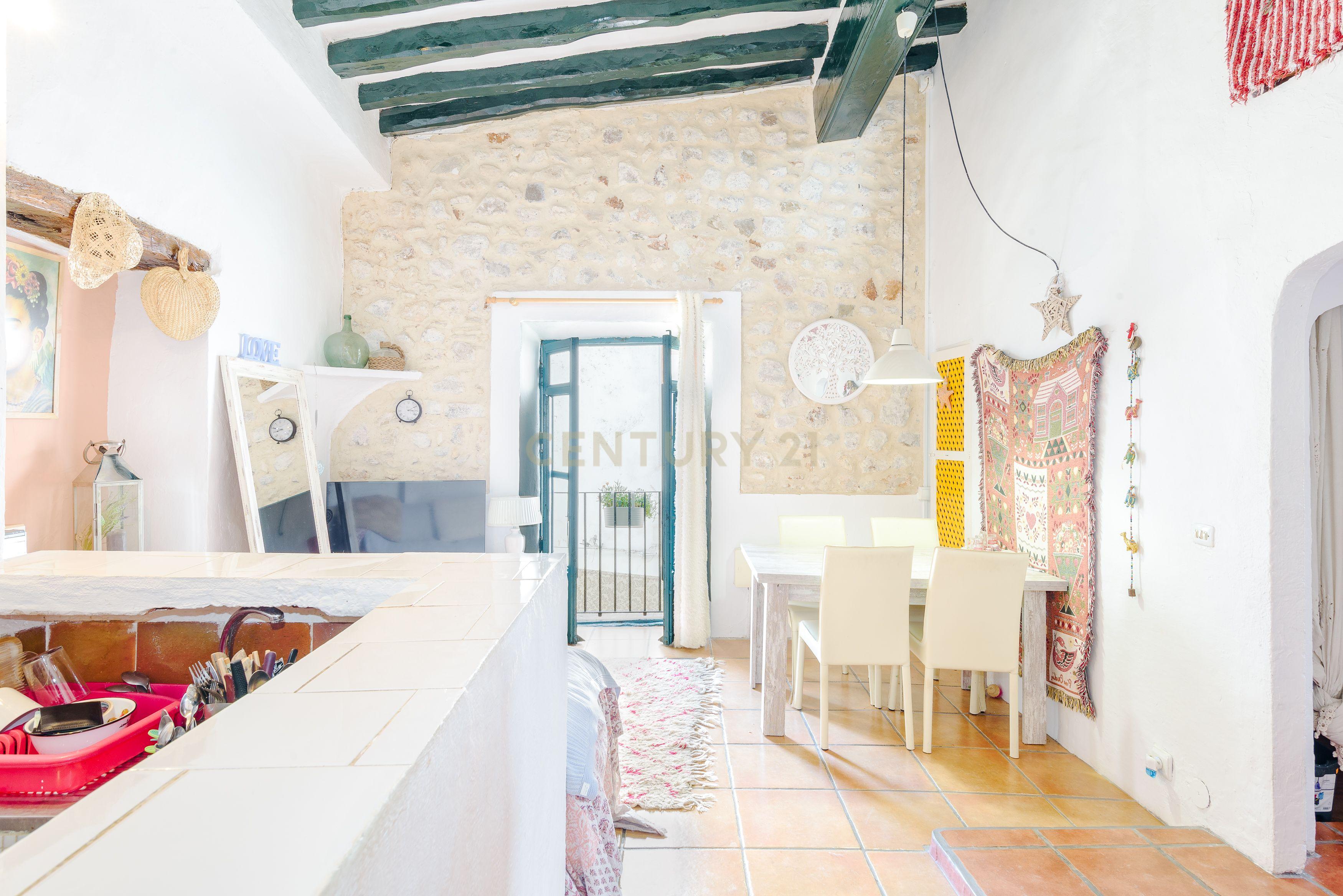 À venda: Casa histórica com grande potencial em Dalt Vila – Ibiza - Image 26