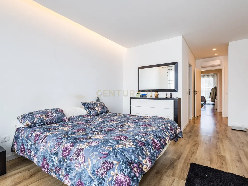 Duplex Moderno (2021) com Terraço Privativo | Santa Clara - Parceiros - Image 6