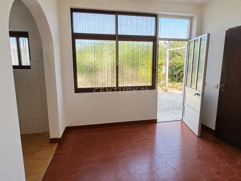 Moradia em Terreno Amplo em Brejos de Azeitão - Image 13