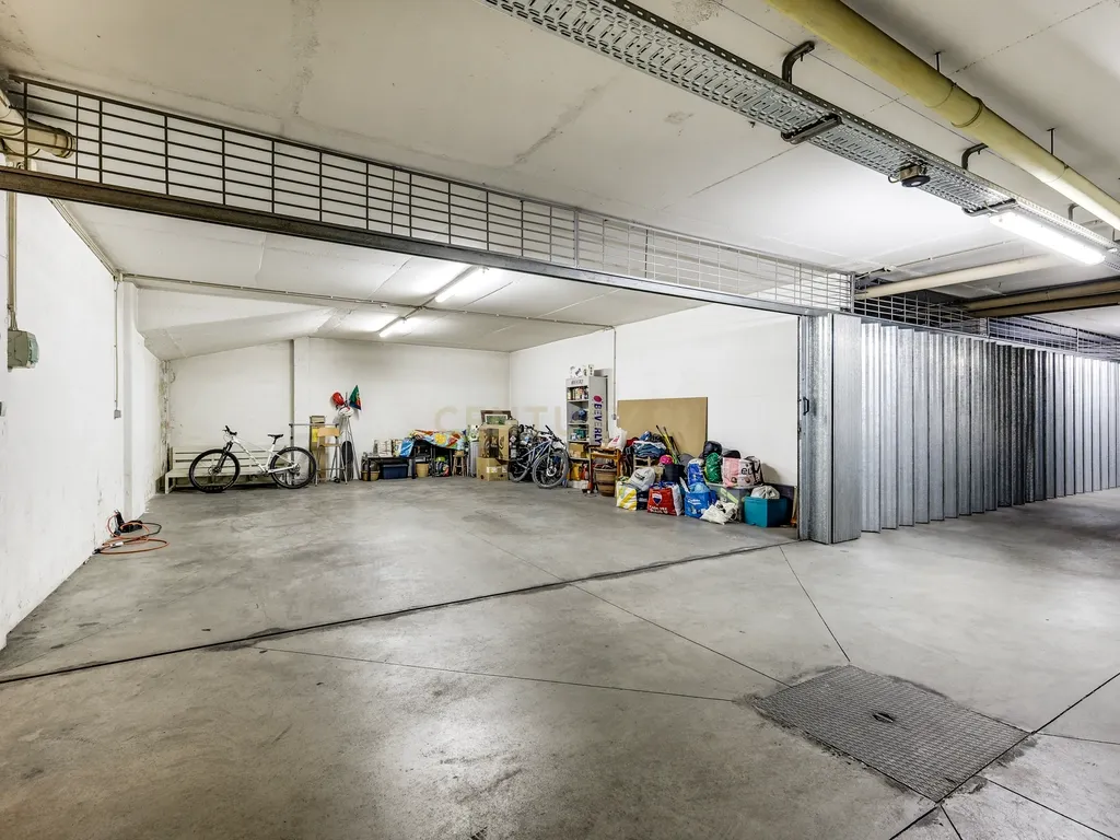 Apartamento T3 com vista panorâmica sobre o Jamor em condomínio fechado com piscina e ginásio - Image 22