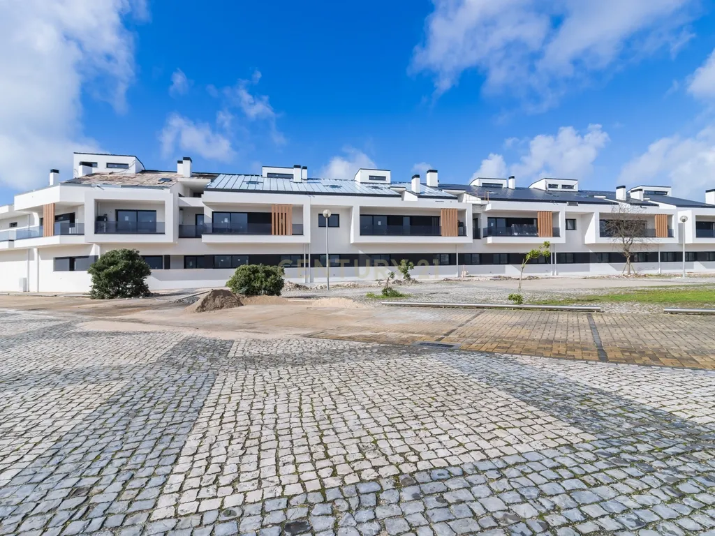 Excelente Apartamento T3 NOVO na Praia Pedra do ouro - Image 26