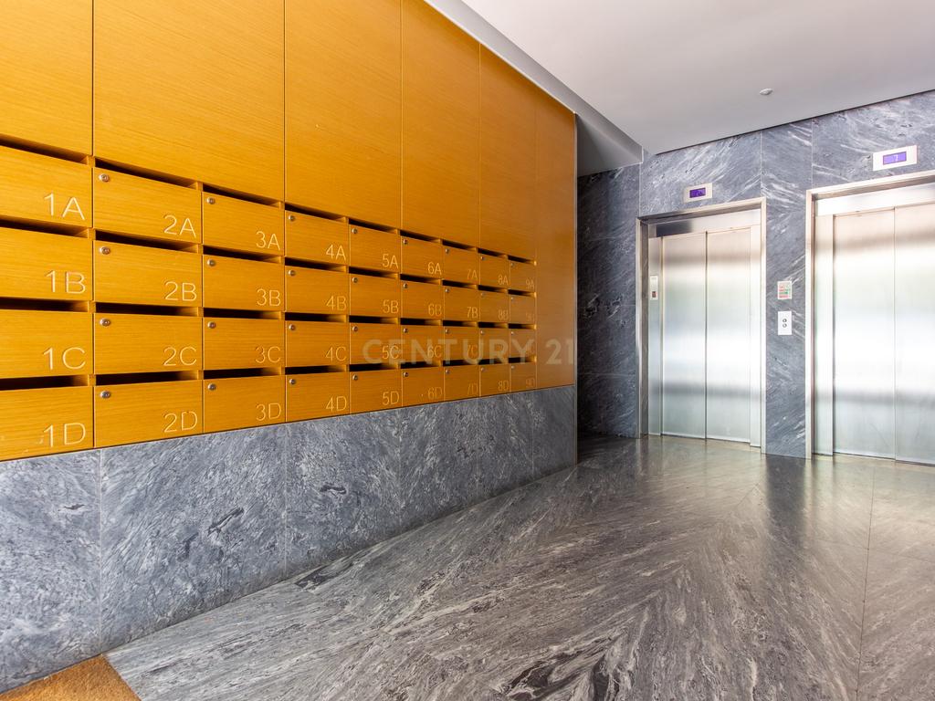 Apartamento T2 moderno com lugar de garagem, Quinta do Património (Sacavém) - Image 9