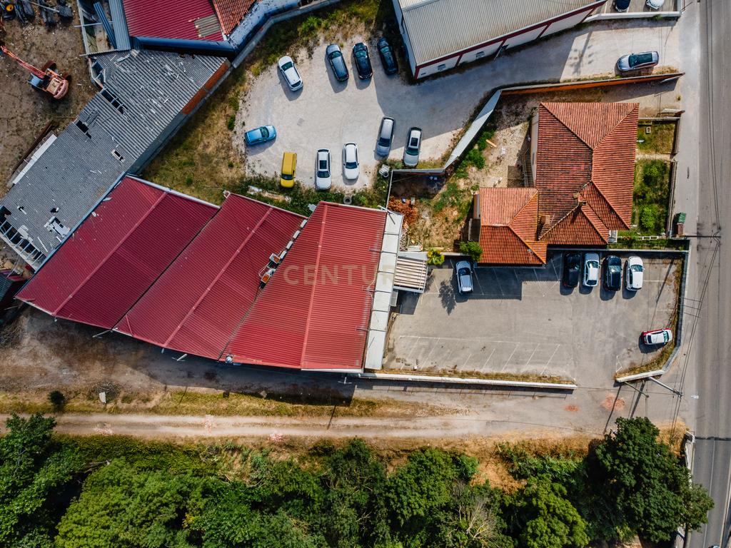 Armazém composto por 3 Edifícios e Amplo Logradouro – Ponte das Mestras, Leiria - Image 8