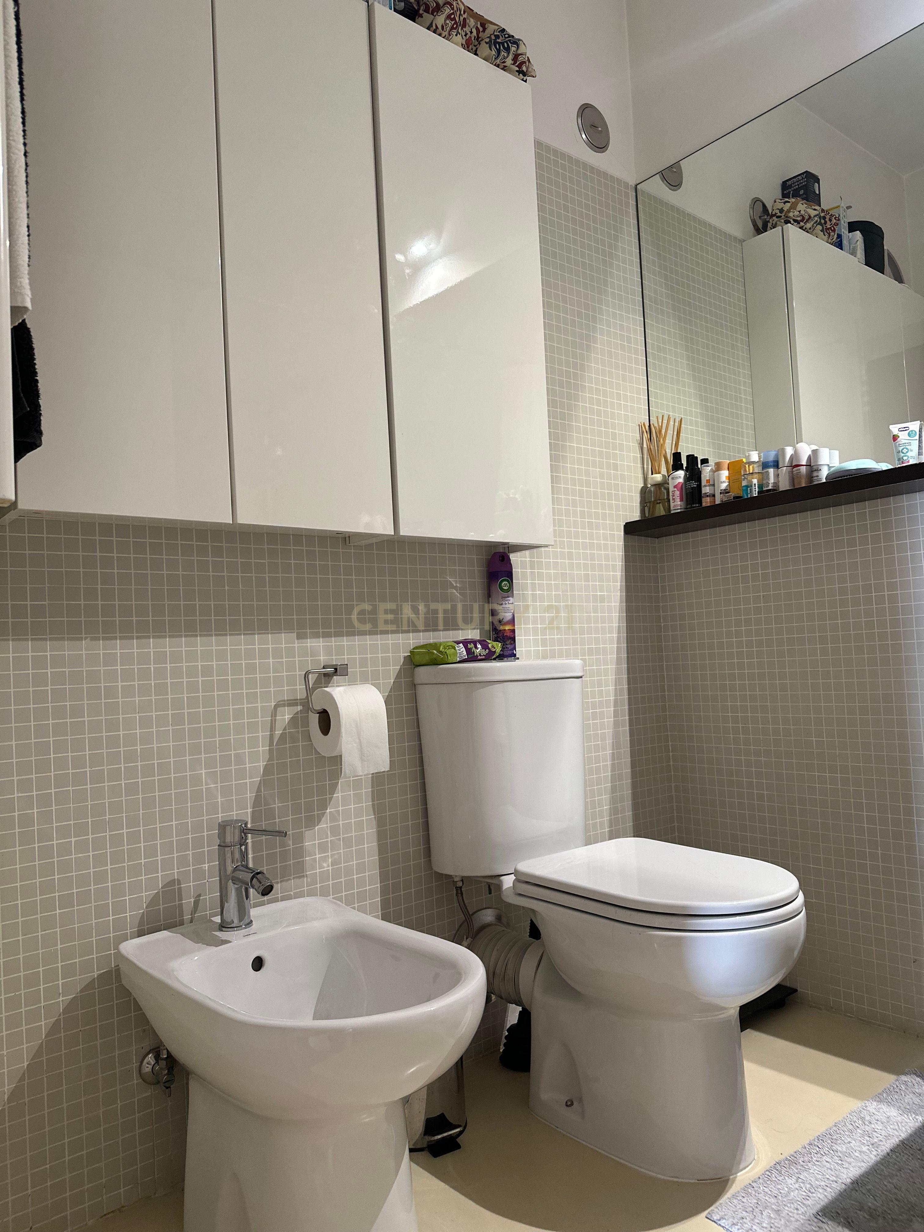 Apartamento T2 com 118m2 para venda nas Avenidas Novas com uma excelente localização proximo da estação de Entrecampos e da Cidade Universitária. - Image 27