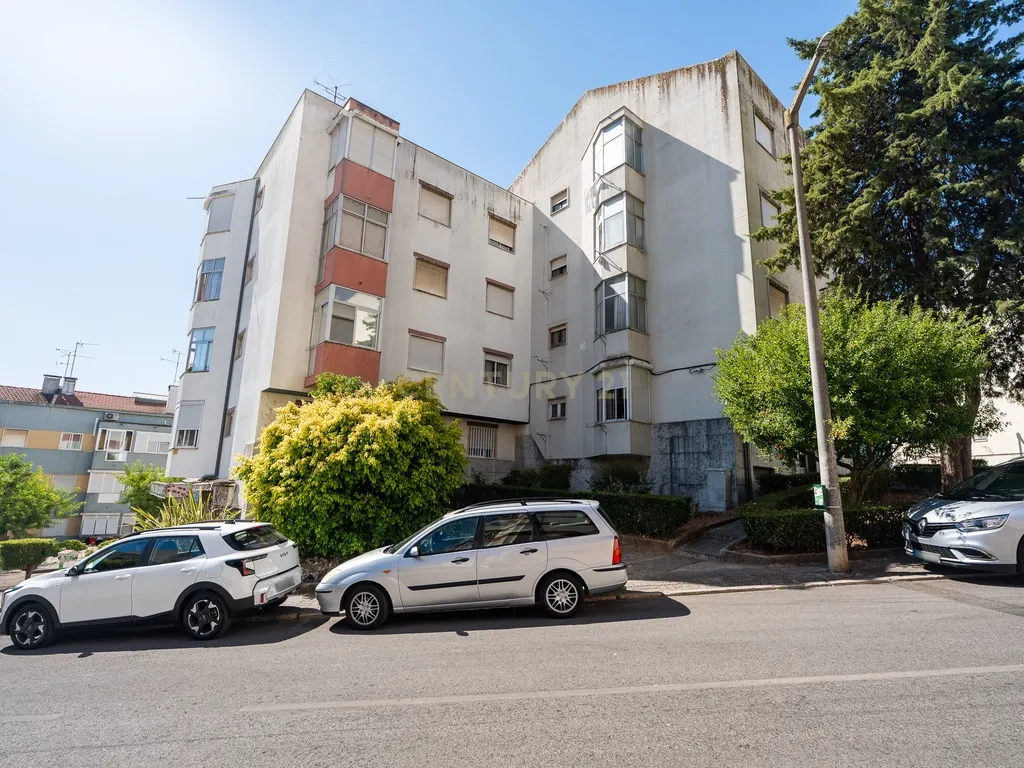 Apartamento T2 na Povoa de Santo Adrião com Excelente Localização e Conforto - Image 21