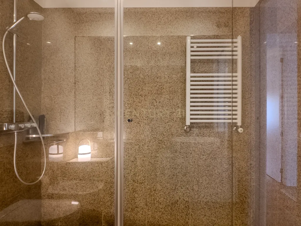 Apartamento T3 com Terraço, Varanda, Garagem | Último andar em Paranhos, Porto - Image 19