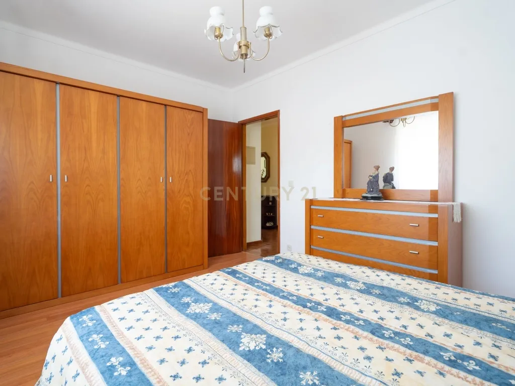 Moradia T3 com anexos e garagem para 3 carros – Canedo, Pampilhosa - Image 40