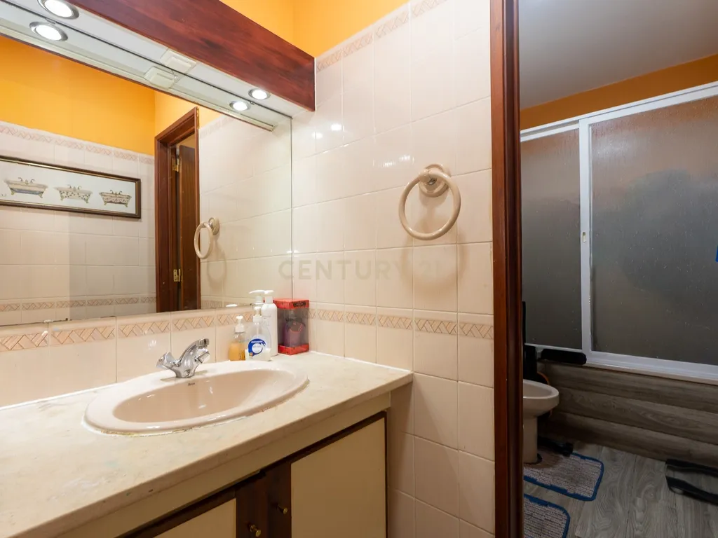 Agradável apartamento T3 nas Torres da Paradela - Image 18