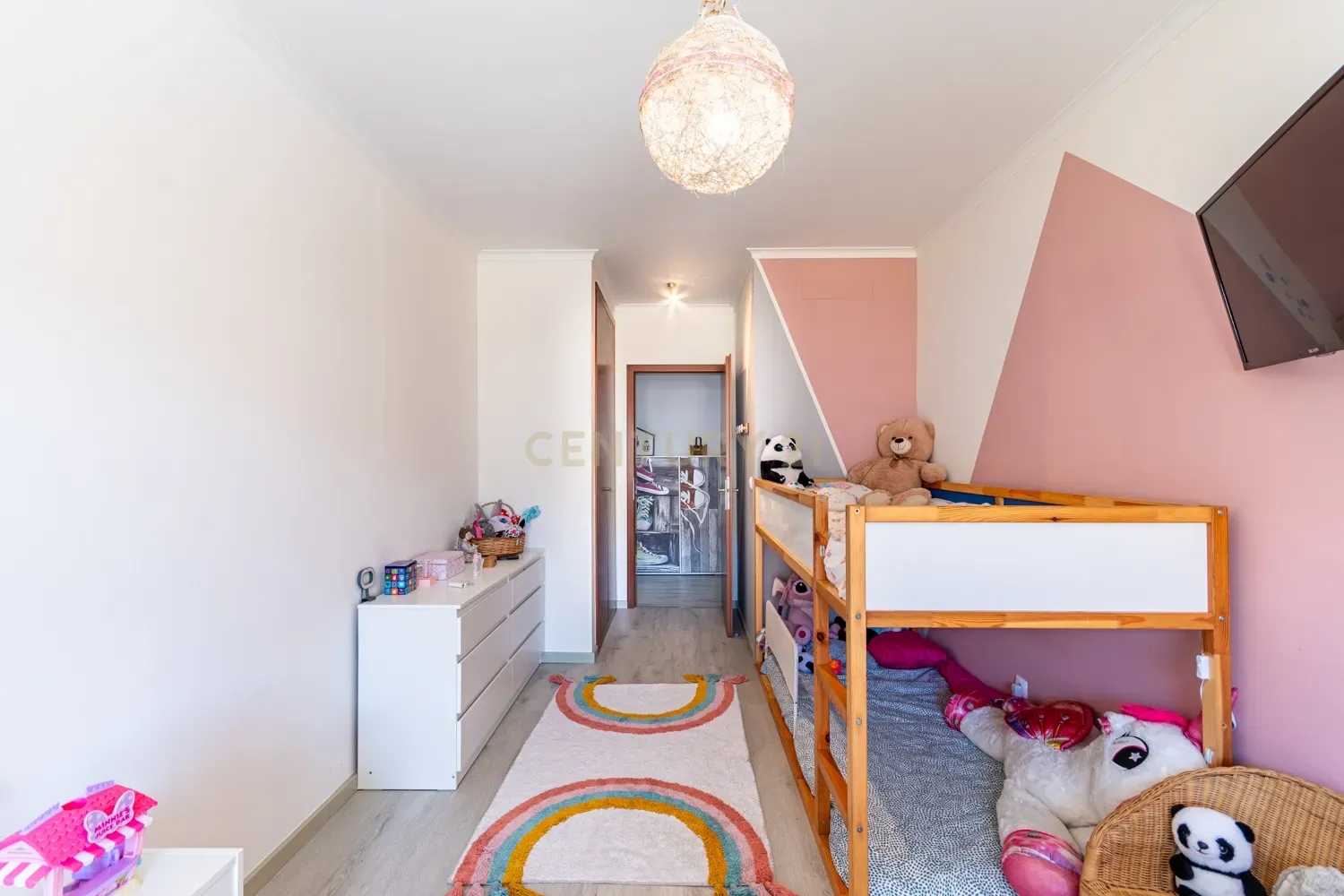 Apartamento T3 em Condomínio Fechado na Horta dos Vimes, Alenquer - Image 12