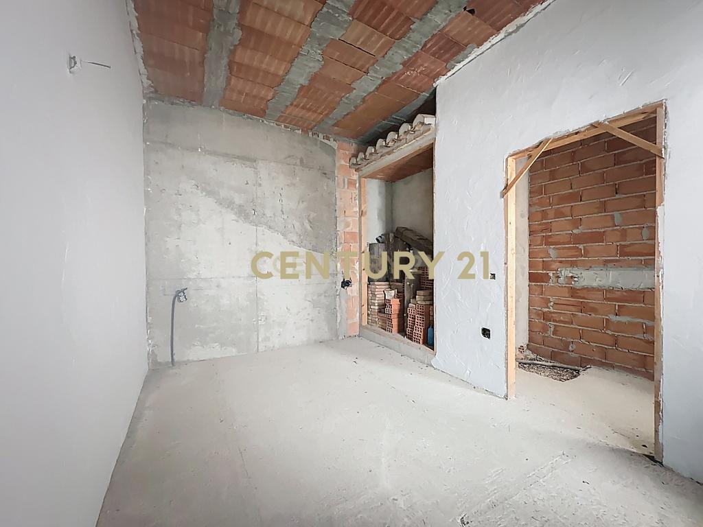 Grande casa de 9 quartos com piscina em El Acebuchal, ideal para um B&B ou retiro rural - Image 4