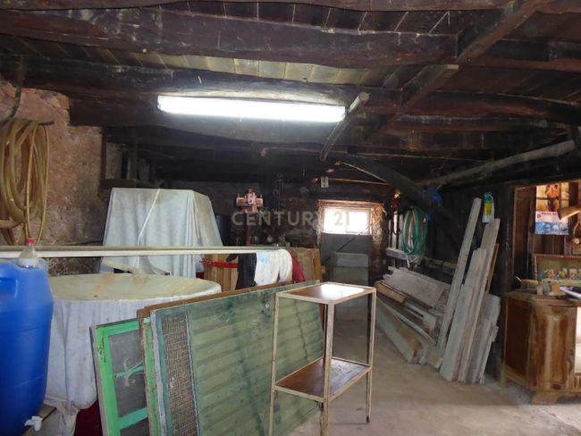 Moradia em ruínas para reconstrução - Image 11