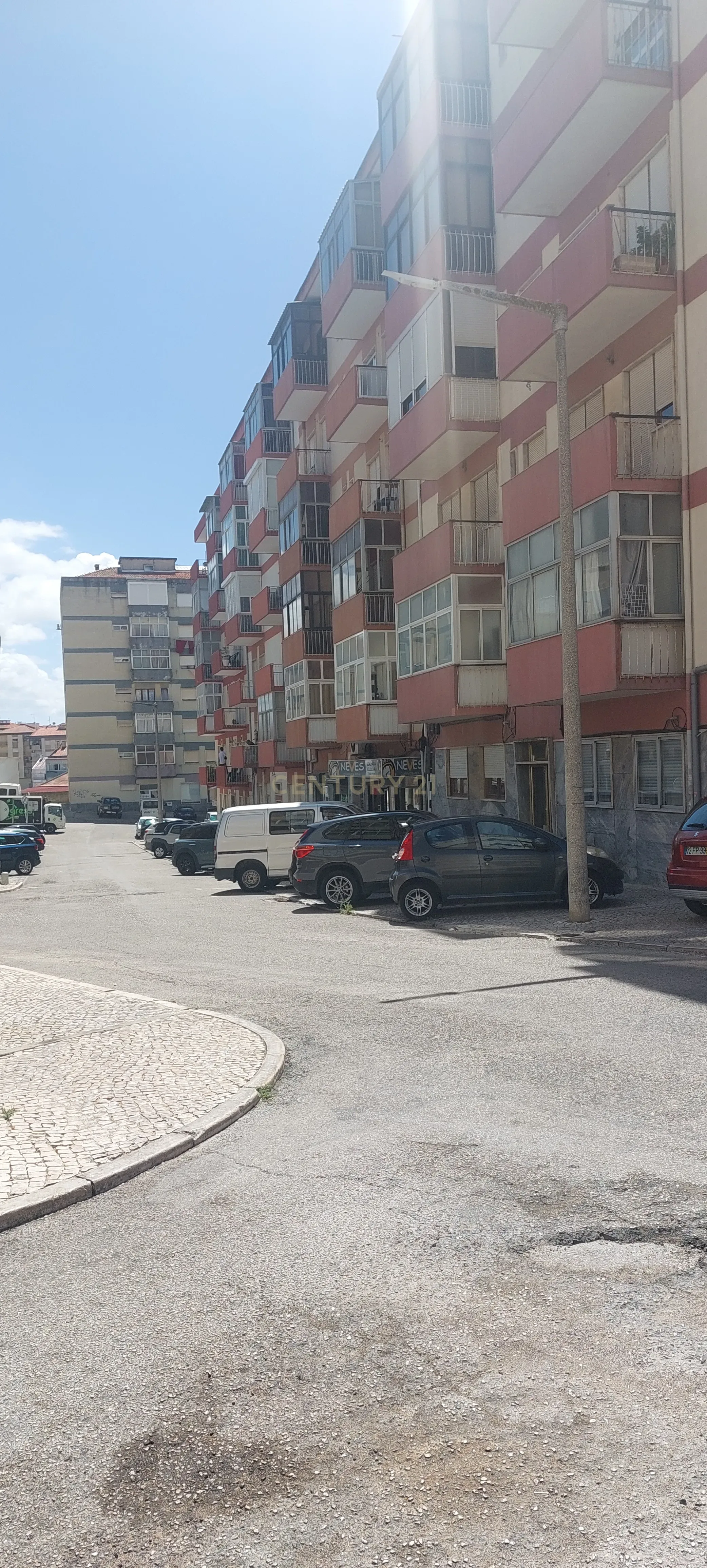 Fotografia 2 de Apartamento T3 em Amora, Seixal - Oportunidade Única!